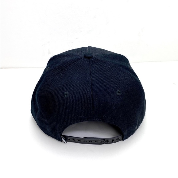 SNKR Head SH X NYC Logo Baseball Hat In Black - Picture 4 of 8
